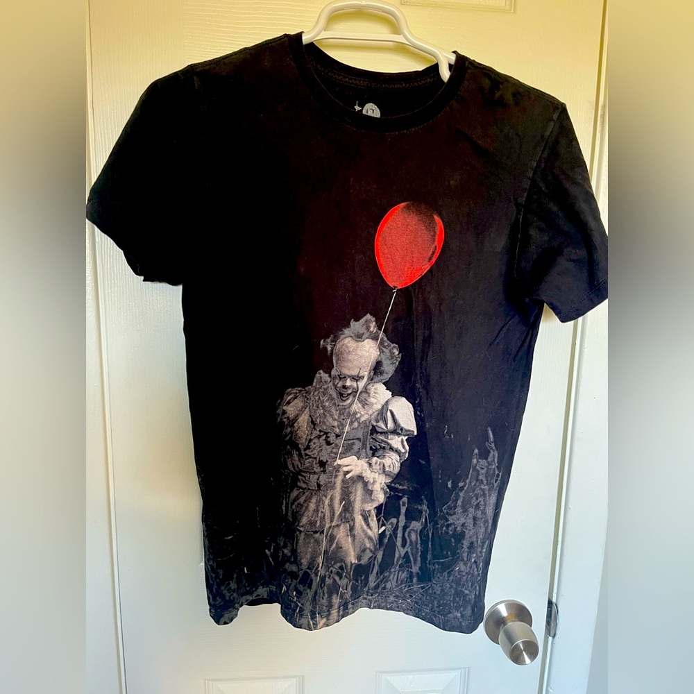 Pennywise Graphic TShirt Men Black Med Cotton Nov 1990 TV 2017 Movie